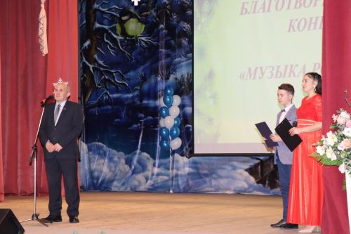 В Нурлате прошел благотворительный Рождественский концерт