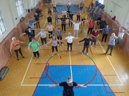 У нурлатцев 60+ возобновились занятия физкультурой