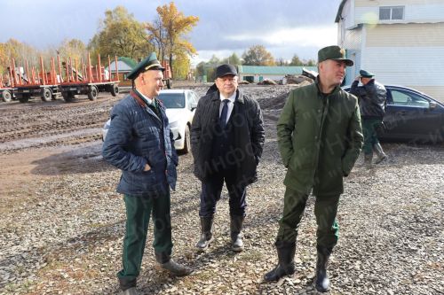 Нурлатский лесхоз посетил министр