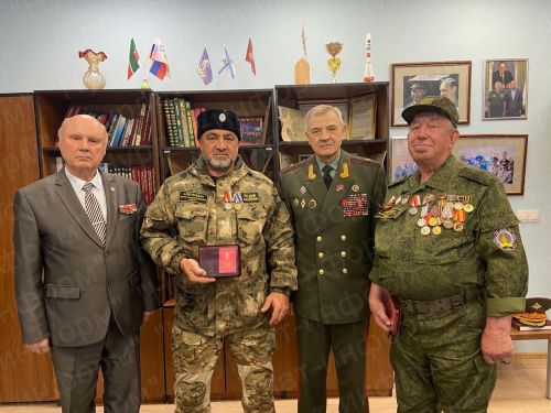 Руководителям Нурлатского ВПК «Легенда» вручен знак «Российского союза ветеранов»