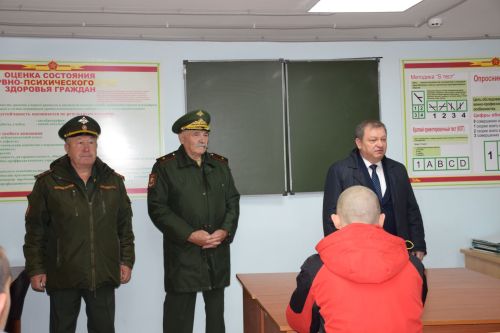 Нурлатские парни уходят служить в Российскую Армию