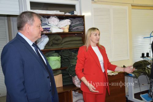 Дамир Ишкинеев поздравил нурлатских волонтеров с годовщиной создания движения «Шьем для наших Нурлат»
