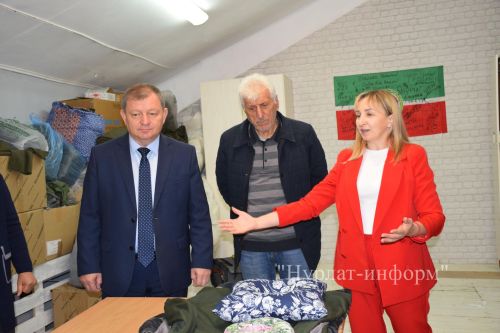 Дамир Ишкинеев поздравил нурлатских волонтеров с годовщиной создания движения «Шьем для наших Нурлат»