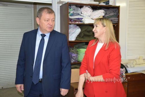 Дамир Ишкинеев поздравил нурлатских волонтеров с годовщиной создания движения «Шьем для наших Нурлат»