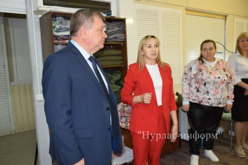 Дамир Ишкинеев поздравил нурлатских волонтеров с годовщиной создания движения «Шьем для наших Нурлат»