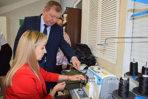 Дамир Ишкинеев поздравил нурлатских волонтеров с годовщиной создания движения «Шьем для наших Нурлат»