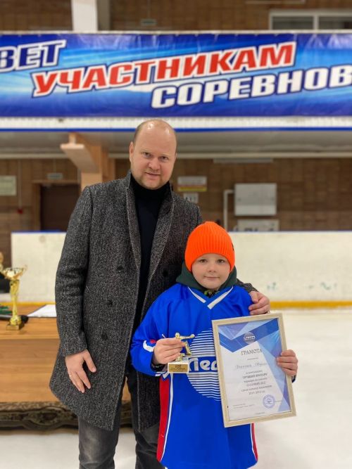 Нурлатская команда «Ледок-1» стала победителем турнира по хоккею «Осенний лед»