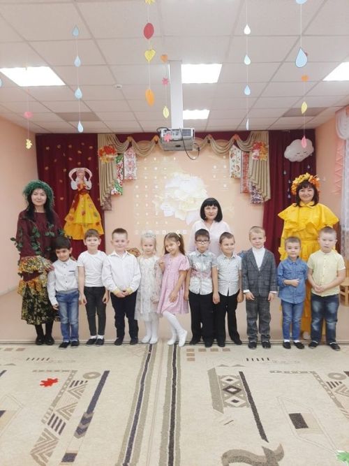 В образовательных учреждениях Нурлата проходят праздники осени