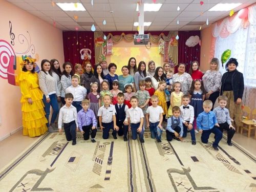 В образовательных учреждениях Нурлата проходят праздники осени
