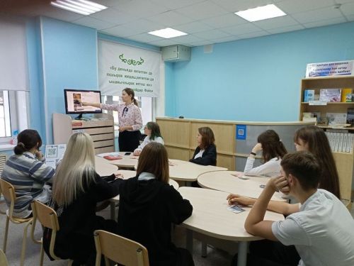 Центральная библиотека Нурлата провела виртуальный культпоход в рамках проекта «Культура для школьников»