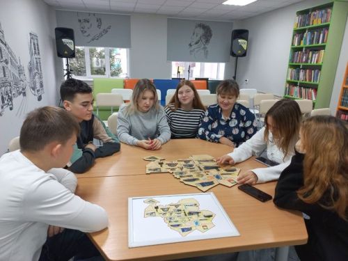 Квест-игра по истории города состоялась в Межпоселенческой библиотеке Нурлата