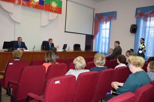 Дамир Ишкинеев призвал нурлатцев соблюдать меры по недопущению распространения бруцеллеза
