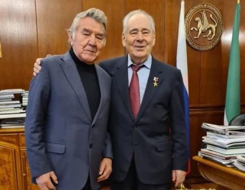 Меценат Анатолий Самаренкин жителям села Богдашкино выписал районную газету «Туслах»