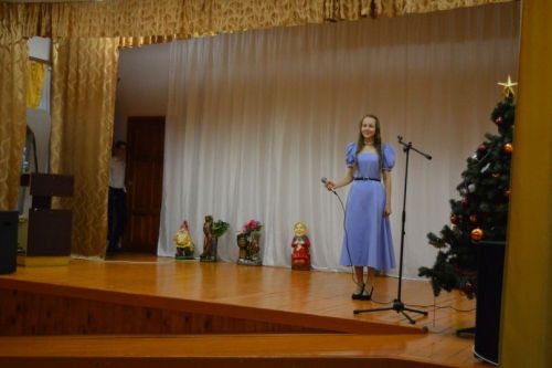Студенты Нурлатского аграрного техникума организовали для пожилых зрителей концерт