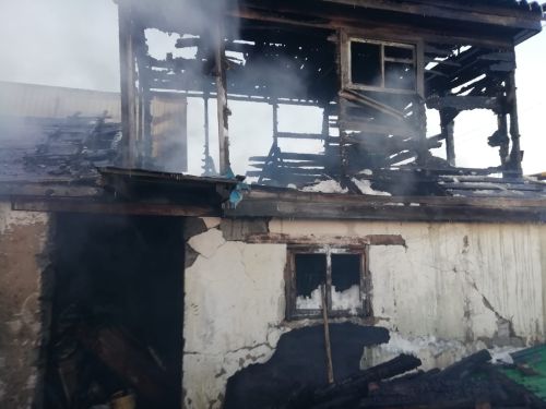 В Нурлате погиб мужчина при пожаре в собственном доме