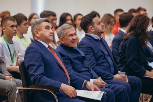 Коллектив Нурлатского аграрного техникума отметили благодарностью в Казани