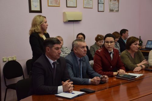 В Нурлате прошел круглый стол с участием представителей религиозных и общественных организаций