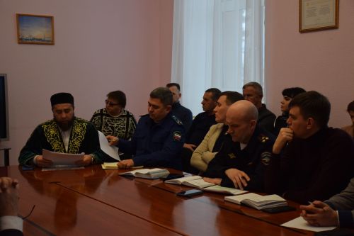 В Нурлате прошел круглый стол с участием представителей религиозных и общественных организаций