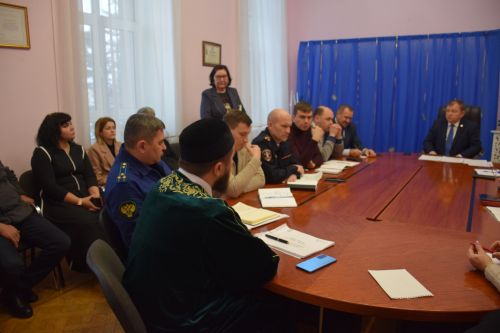 В Нурлате прошел круглый стол с участием представителей религиозных и общественных организаций