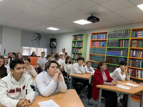 В центральной библиотеке Нурлата прозвучали бардовские песни
