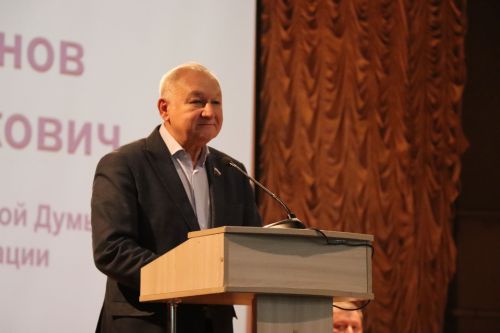 В Нурлате торжественно запустили новую систему водоснабжения