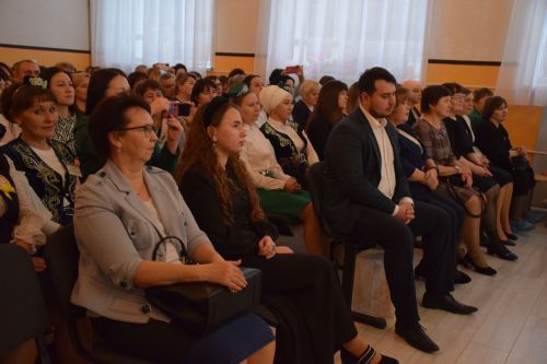В Нурлате наградили победителей конкурса педагогического мастерства