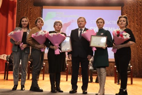 В Нурлате торжественно запустили новую систему водоснабжения