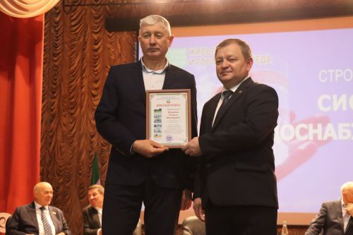 В Нурлате торжественно запустили новую систему водоснабжения