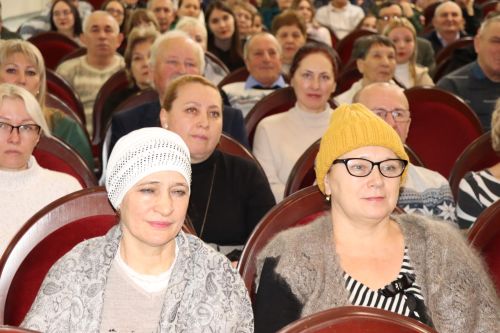 На благотворительном концерте нурлатцы собрали около 300 тысяч рублей в помощь участникам СВО