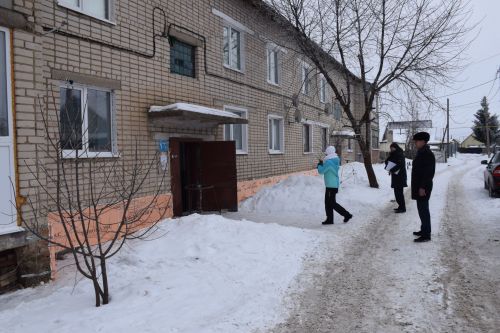 В Нурлате комиссия ознакомилась с ходом капитального ремонта домов