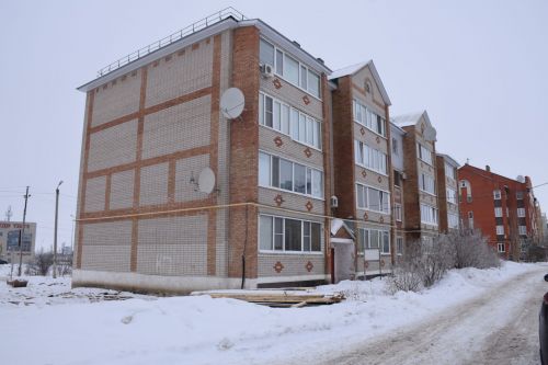В Нурлате комиссия ознакомилась с ходом капитального ремонта домов