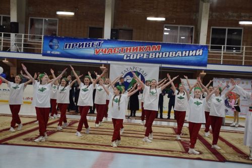 Нурлатская команда «Ледок» стала серебряным призером в финале республиканского этапа «Золотой шайбы»