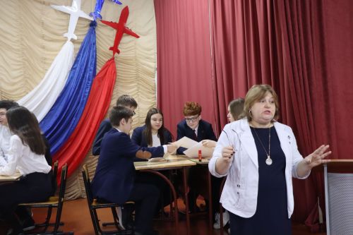 Глава района Алмаз Ахметшин провел парламентский урок