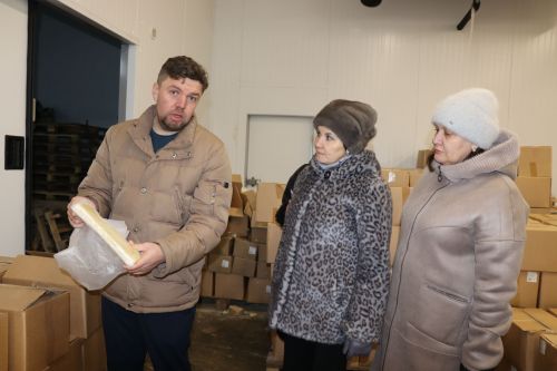 Алмаз Ахметшин посетил молокоперерабатывающий завод в Тюрнясеве