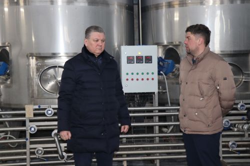 Алмаз Ахметшин посетил молокоперерабатывающий завод в Тюрнясеве