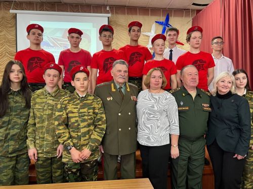 Генерал - майор запаса Анатолий Молоствов: «Выбирать профессию важно сердцем»
