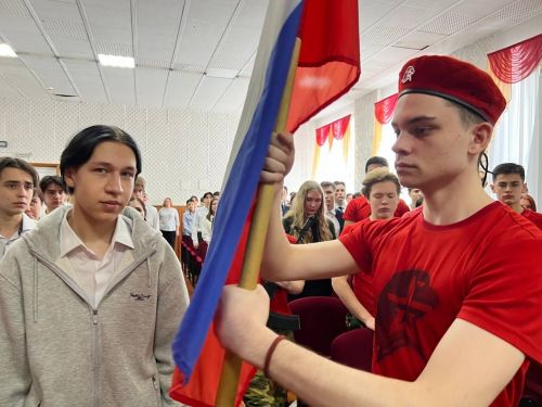 Генерал - майор запаса Анатолий Молоствов: «Выбирать профессию важно сердцем»