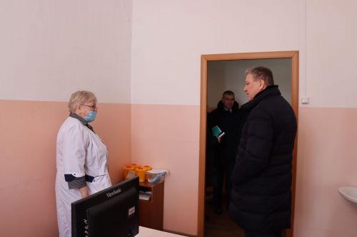 Алмаз Ахметшин с рабочим визитом посетил Альметьевскую врачебную амбулаторию Нурлатской ЦРБ