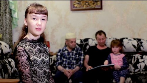 Следующая участница конкурса, посвященного творчеству Гакиля Сагирова – Азалия Залялова