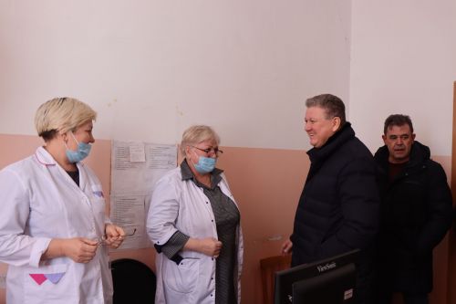Алмаз Ахметшин с рабочим визитом посетил Альметьевскую врачебную амбулаторию Нурлатской ЦРБ