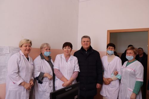 Алмаз Ахметшин с рабочим визитом посетил Альметьевскую врачебную амбулаторию Нурлатской ЦРБ