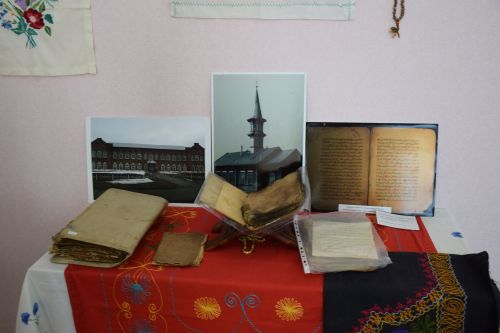 В Нурлате открылась выставка религиозных книг