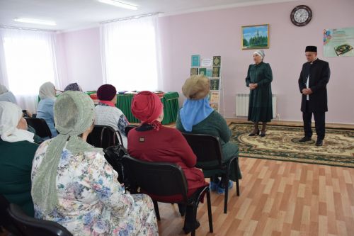 В Нурлате открылась выставка религиозных книг