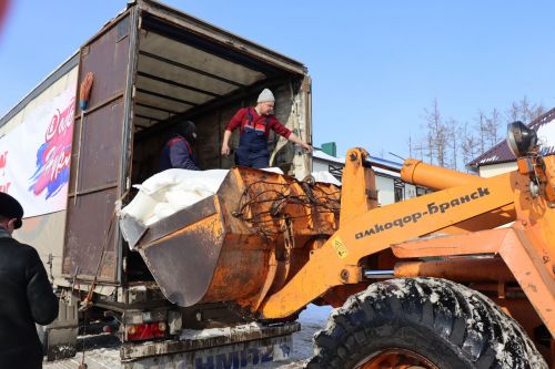 Из Нурлата в Лисичанск отправилась очередная партия гуманитарной помощи