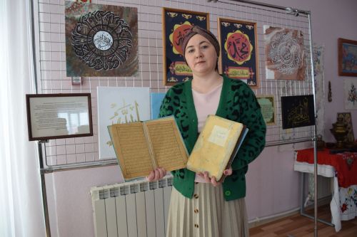 В Нурлате открылась выставка религиозных книг