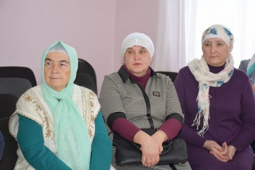 В Нурлате открылась выставка религиозных книг