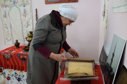 В Нурлате открылась выставка религиозных книг