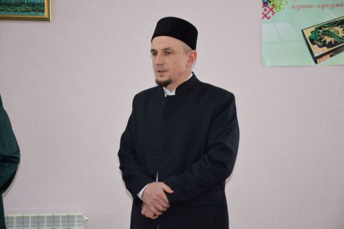 В Нурлате открылась выставка религиозных книг