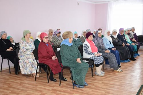 В Нурлате открылась выставка религиозных книг