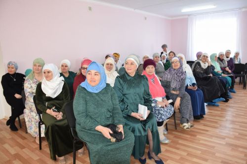 В Нурлате открылась выставка религиозных книг